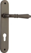 Iver Sarlat Lever Door Handle On Oval Backplate - primehardware