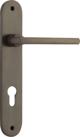 Iver Baltimore Door Lever Handle On Oval Backplate - primehardware
