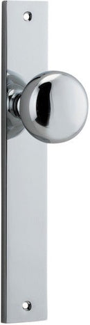 Iver Cambridge Door Knob On Rectangular Backplate - primehardware