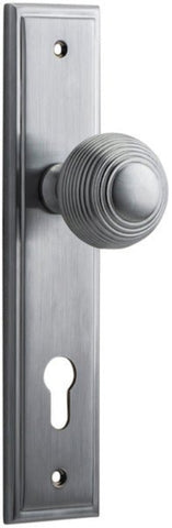 Iver Guildford Door Knob On Stepped Backplate - primehardware