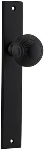 Iver Guildford Door Knob On Rectangular Backplate - primehardware