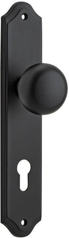 Iver Cambridge Door Knob On Shouldered Backplate - primehardware