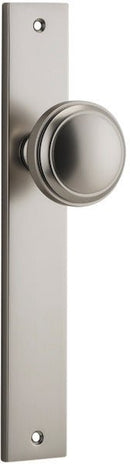 Iver Paddington Door Knob On Rectangular Backplate