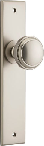 Iver Paddington Door Knob On Chamfered Backplate - primehardware