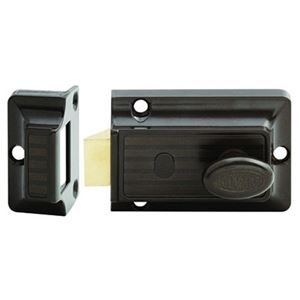 Lockwood 100 Nightlatch CP