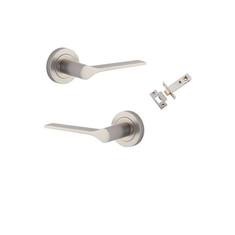 Iver Como Door Lever on Round Rose | Passage Kit | 7 Finishes - Satin Nickel