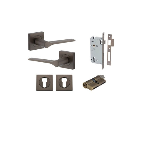 Iver Como Door Lever on Square Rose | Entrance Kit (Key/Key) | 7 Finishes - Signature Brass