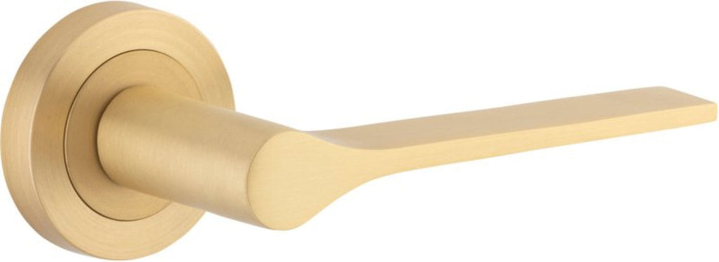 Iver Como Door Lever on Round Rose | Lever Set Only | 7 Finishes - Brushed Brass