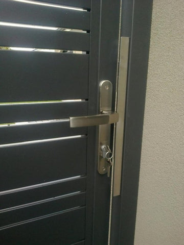 Zanda Qube Longplate Handle - primehardware