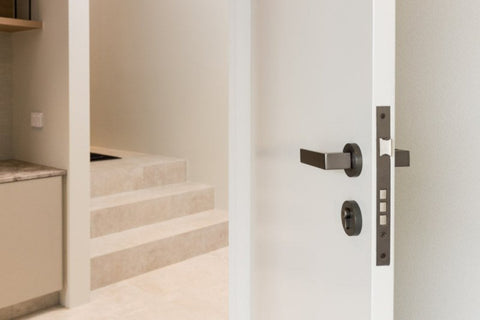 Zanda Boston – Graphite Nickel - primehardware