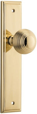 IVER Guildford Door Knob On Stepped Backplate | Passage Lever Set Only | 9 Finishes - Polished Brass
