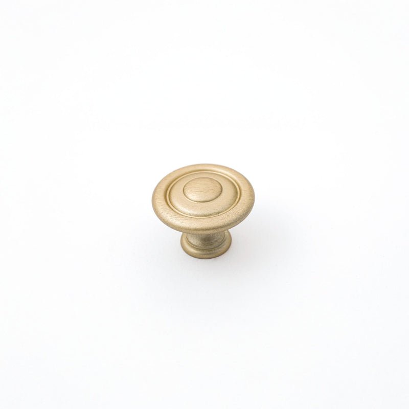 Castella Heritage Shaker Kitchen Cabinet Fluted Knob