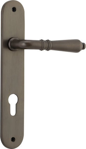 Iver Sarlat Solid Brass Door Lever on Oval Backplate | Entrance Lever Set Only | 10 Finishes - Signature Brass