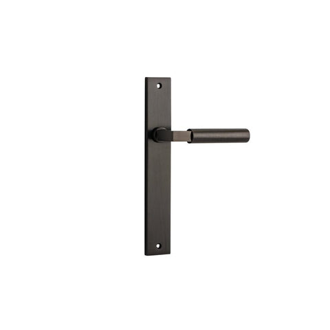IVER Berlin Door Lever Handle On Rectangular Backplate | Passage Lever Set Only | 7 Finishes - Signature Brass
