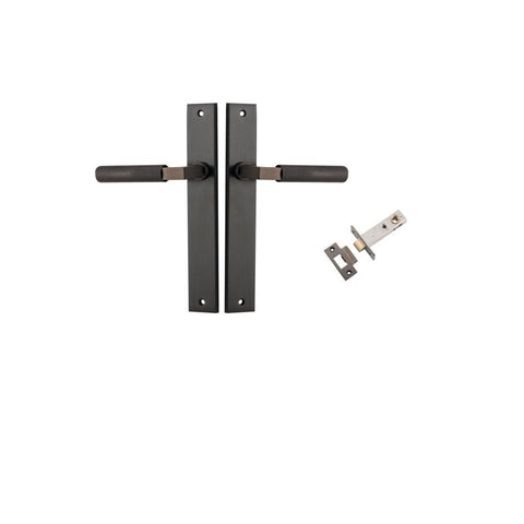 IVER Brunswick Door Lever Handle On Rectangular Backplate | Passage Kit | 6 Finishes - Signature Brass