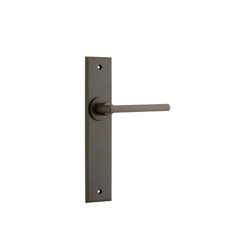 Iver Baltimore Door Lever Handle On Chamfered Backplate - primehardware
