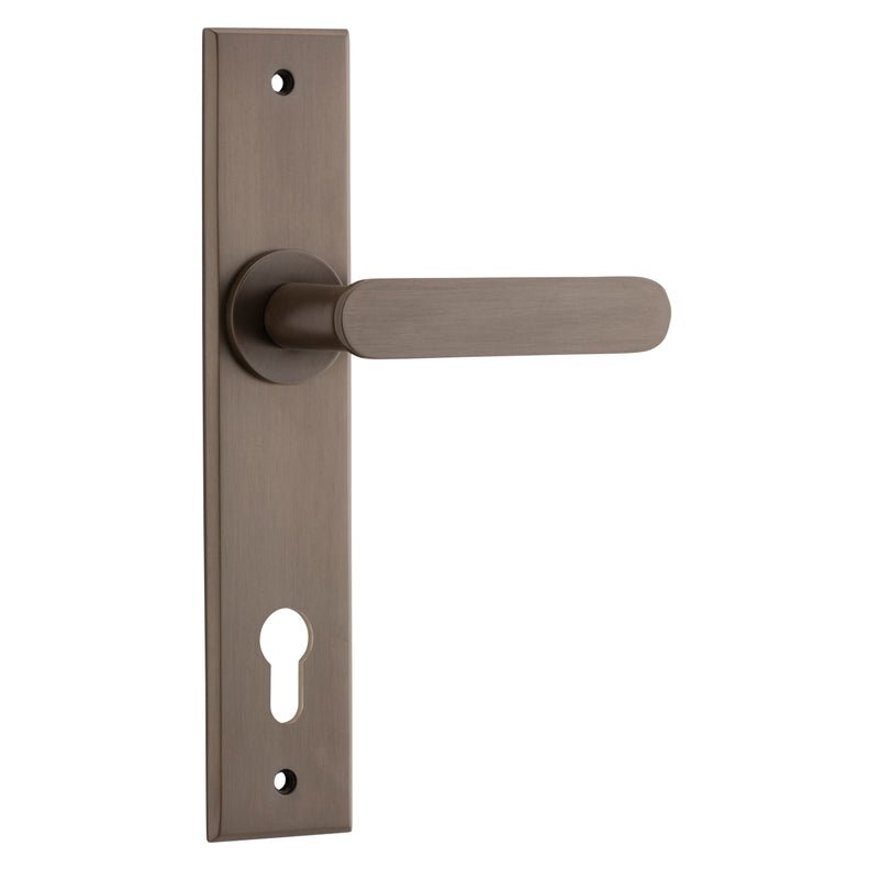 Iver Bronte Door Lever Handle On Chamfered Backplate - primehardware