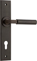 Iver Berlin Door Lever Handle On Chamfered Rectangular Backplate - primehardware