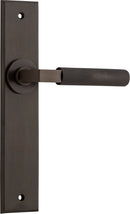 Iver Brunswick Door Lever Handle On Chamfered Backplate - primehardware