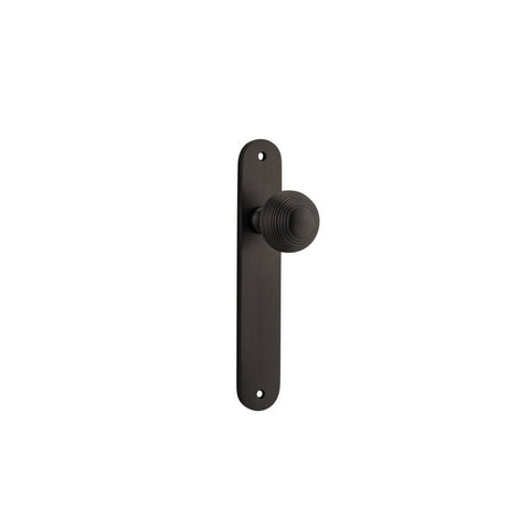 IVER Guildford Door Knob On Oval Backplate | Passage Lever Set Only | 9 Finishes - Signature Brass