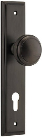IVER Paddington Door Knob On Stepped Backplate | Entrance Lever Set Only | 9 Finishes - Signature Brass