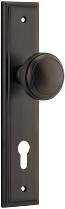 IVER Paddington Door Knob On Stepped Backplate | Entrance Lever Set Only | 9 Finishes - Signature Brass