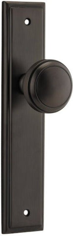 IVER Paddington Door Knob On Stepped Backplate | Passage Lever Set Only | 9 Finishes - Signature Brass