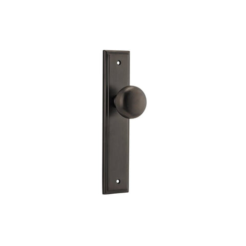 IVER Cambridge Door Knob On Stepped Backplate | Passage Lever Set Only | 9 Finishes - Signature Brass
