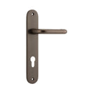 Iver Oslo Lever Door Handle On Oval Backplate - primehardware