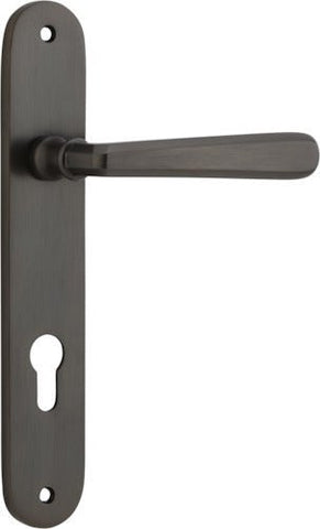 Iver Copenhagen Solid Brass Door Lever on Oval Backplate | Entrance Lever Set Only | 7 Finishes - Signature Brass