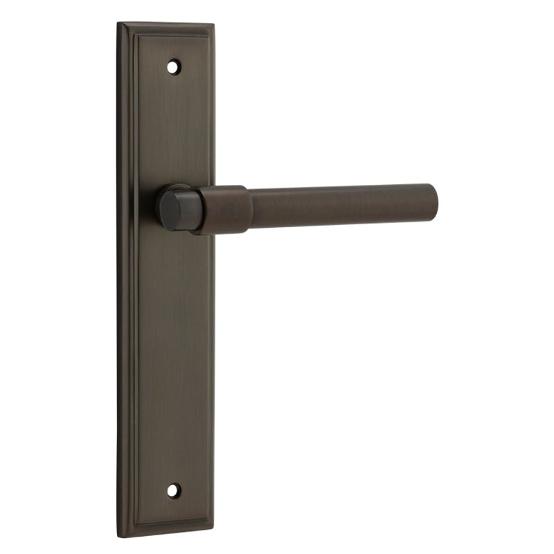 Iver Helsinki Door Lever Handle On Stepped Backplate - primehardware