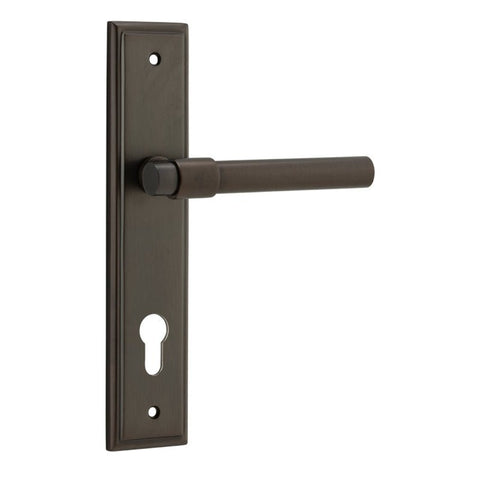IVER Helsinki Door Lever Handle On Stepped Backplate | Entrance Lever Set Only | 7 Finishes - Signature Brass