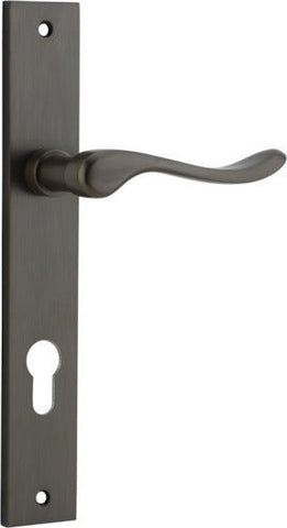 IVER Stirling Door Lever Handle On Rectangular Backplate | Entrance Lever Set Only | 8 Finishes - Signature Brass