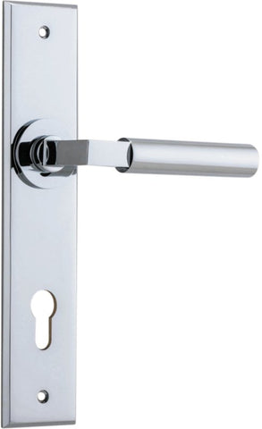 Iver Berlin Door Lever Handle On Chamfered Rectangular Backplate - primehardware