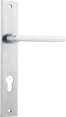 IVER Baltimore Door Lever Handle On Rectangular Backplate | Entrance- Lever Only | 7 Finishes - Brushed Chrome