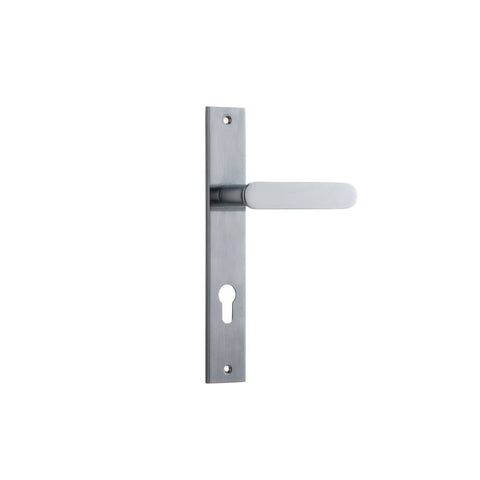 IVER Bronte Door Lever Handle On Rectangular Backplate | Entrance Lever Set Only | 7 Finishes - Brushed Chrome