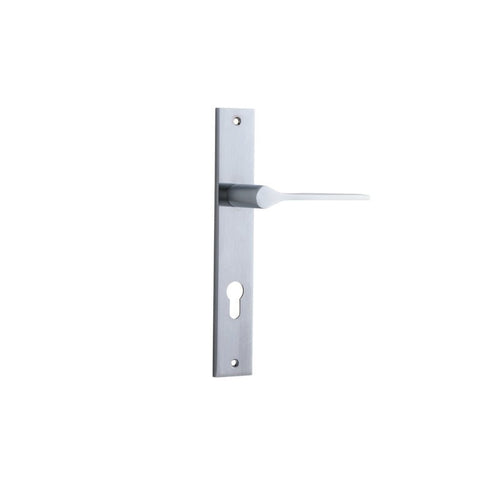 IVER Como Door Lever Handle On Rectangular Backplate | Entrance Lever Set Only | 7 Finishes - Brushed Chrome