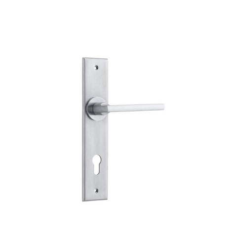 Iver Baltimore Door Lever Handle on Chamfered Backplate | Entrance Lever Set Only | 7 Finishes - Brushed Chrome