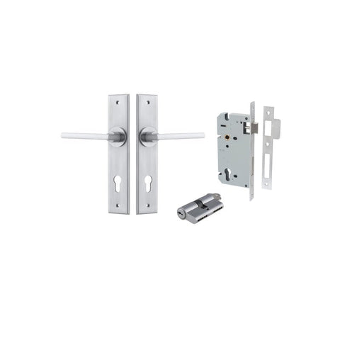 Iver Baltimore Door Lever Handle on Chamfered Backplate | Entrance Kit (Key/Key) | 7 Finishes - Brushed Chrome