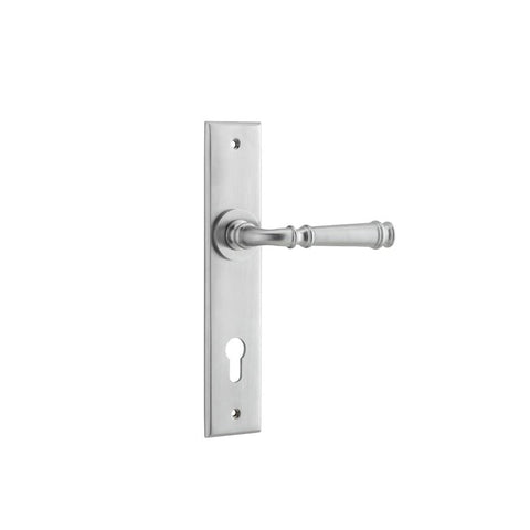 IVER Verona Door Lever Handle On Chamfered Backplate | Entrance Lever Set Only | 9 Finishes - Brushed Chrome