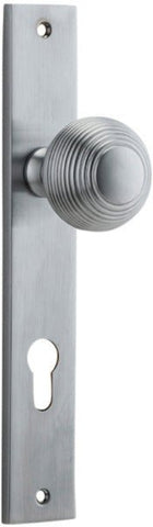IVER Guildford Door Knob On Rectangular Backplate | Entrance Lever Set Only | 9 Finishes - Brushed Chrome