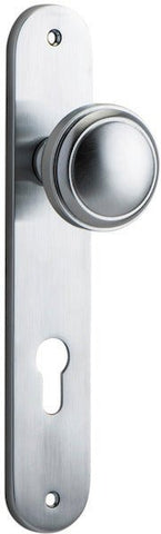 IVER Paddington Door Knob On Oval Backplate | Entrance Lever Set Only | 9 Finishes - Brushed Chrome