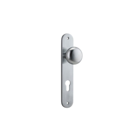 Iver Cambridge Door Knob On Oval Backplate - primehardware