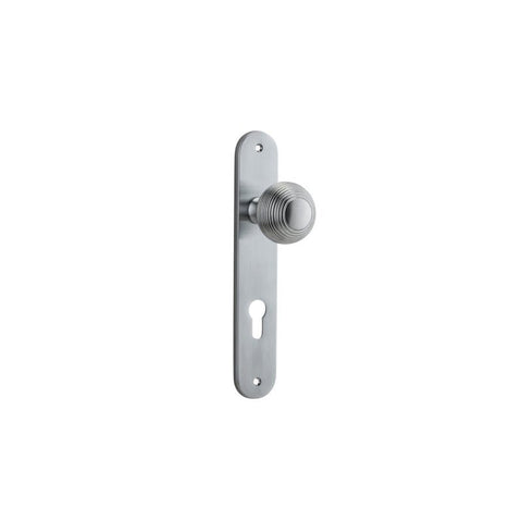 IVER Guildford Door Knob On Oval Backplate | Entrance Lever Set Only | 9 Finishes - Brushed Chrome