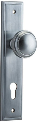 IVER Paddington Door Knob On Stepped Backplate | Entrance Lever Set Only | 9 Finishes - Brushed Chrome