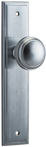 IVER Paddington Door Knob On Stepped Backplate | Passage Lever Set Only | 9 Finishes - Brushed Chrome