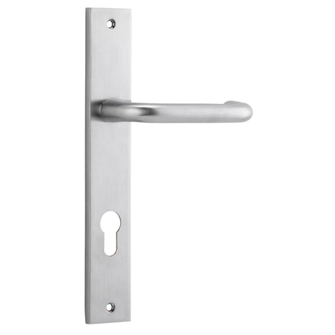 Iver Oslo Lever Door Handle On Rectangular Backplate - primehardware