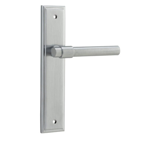 Iver Helsinki Door Lever Handle On Stepped Backplate - primehardware
