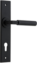 Iver Berlin Door Lever Handle On Chamfered Rectangular Backplate - primehardware