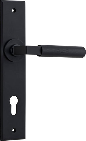IVER Brunswick Door Lever Handle On Chamfered Backplate | Entrance Lever Set Only | 6 Finishes - Matt Black